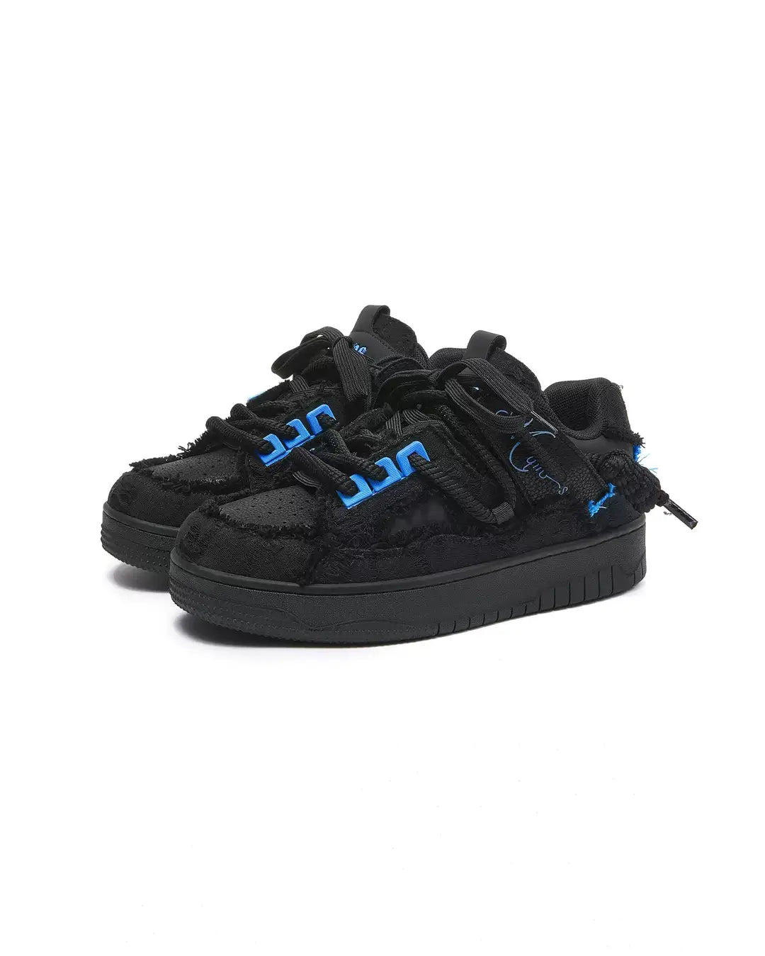 "NOCTURN" Shoes
