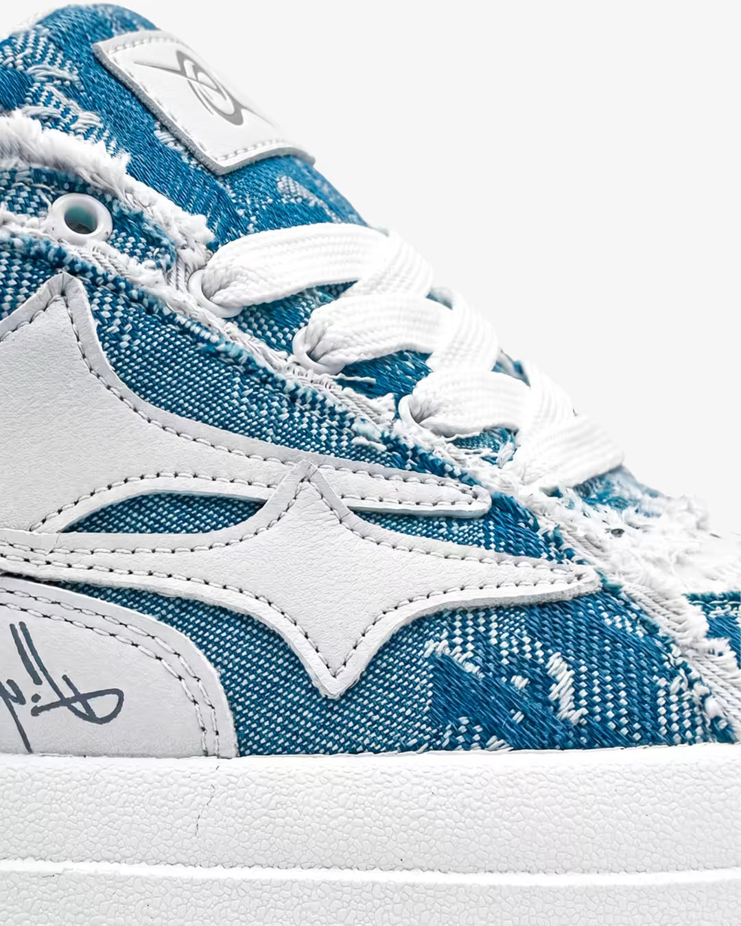 "ARLN" Sky Blue Trainers