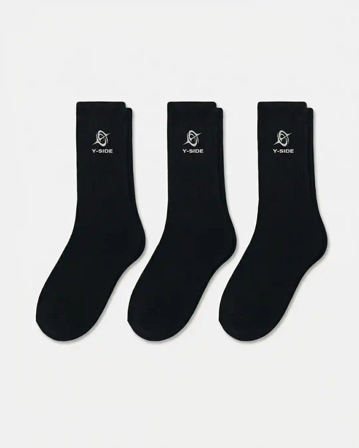 "CONFORM" Socks