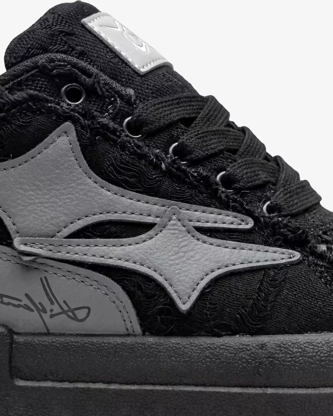 "ARLN" Carbon Black Trainers