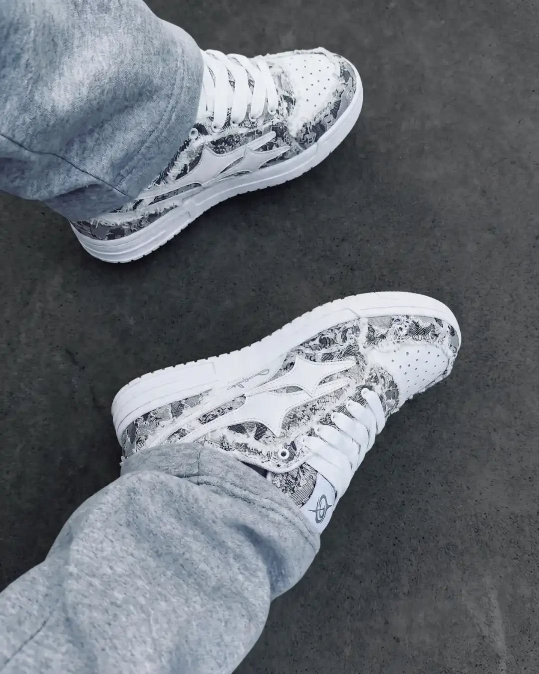 "AIRLINE" Dust Grey Trainers