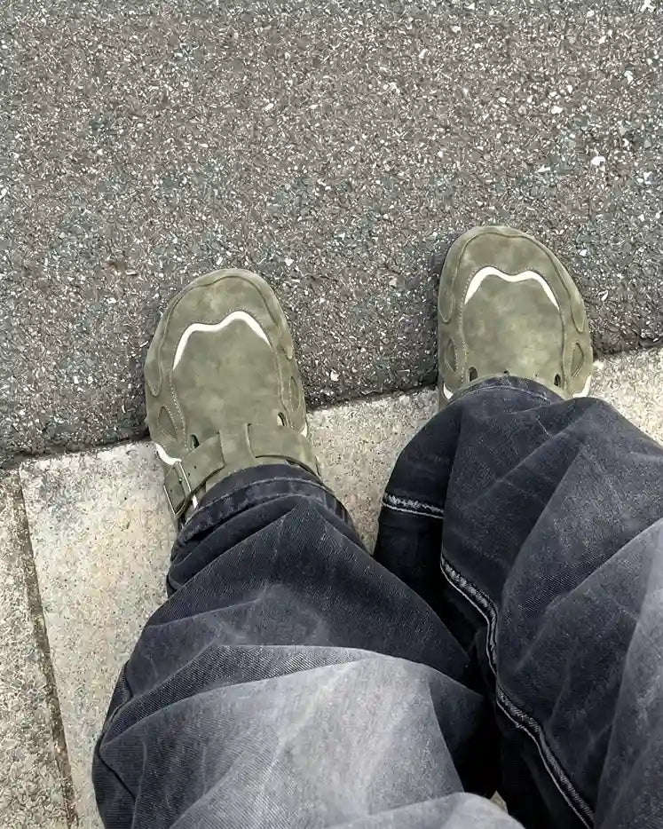 "BLACK AIRLINE" Shoes