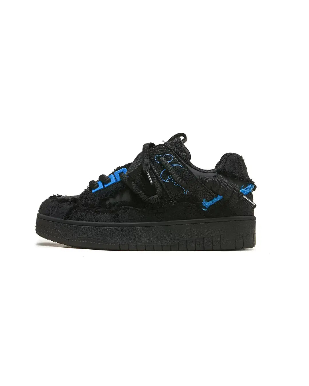 "NOCTURN" Shoes